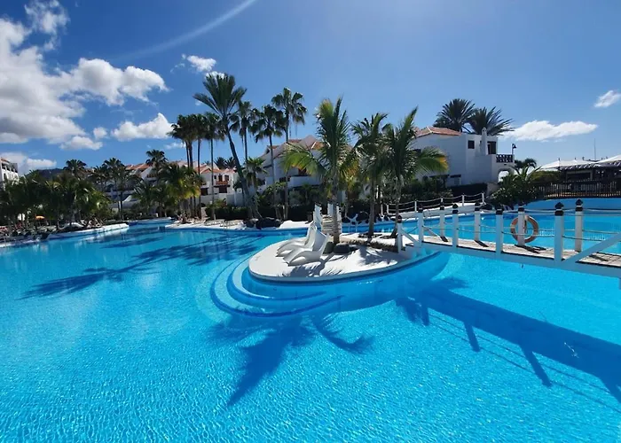 Duplex No 6 Directly At The Sea And Beach, Heated Pool, Wifi, Terrace