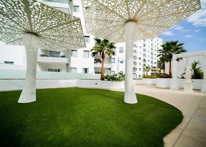 Ocean Garden Suite 12