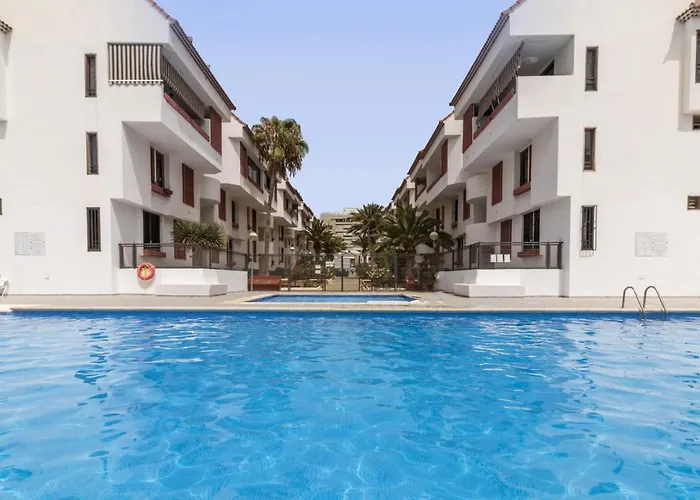 Homeforguest New Modern Apartment With Pool