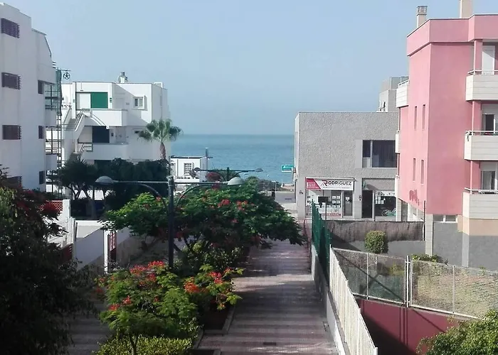 Apartment Near The Beach