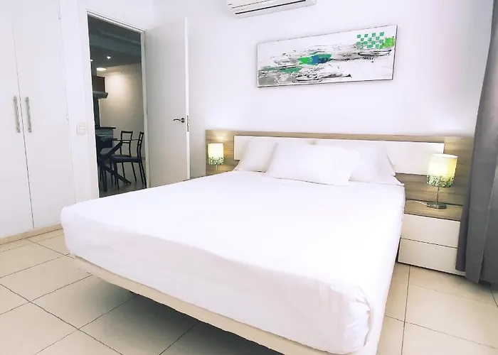 Bonito Apartamento En Parque Santiago 2