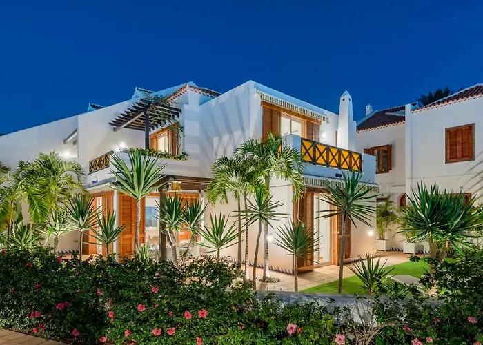 Villas Parque Santiago III by Upper Luxury Housing - Parque Santiago