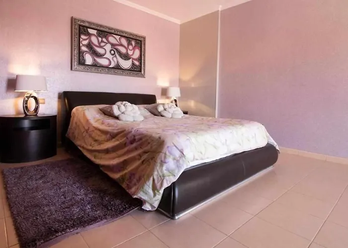 Moon Villa Los Gigantes