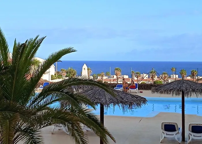 White Sand, Huge Terrace, Fast Wi-Fi, Netflix