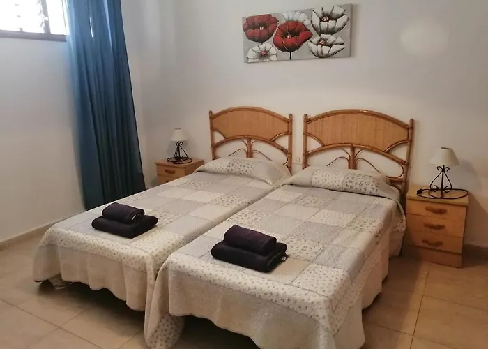 1 Bedroom Apartment With Stunning Sea View