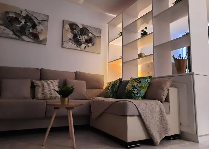 Edward\'S House Tenerife -Small Flat In Adeje Town.