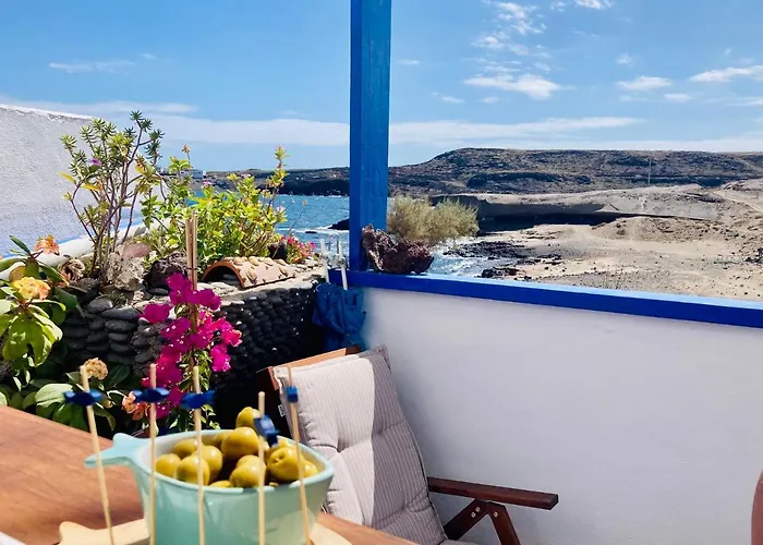 Casa Dora: Tradicional Y Al Borde Del Mar.