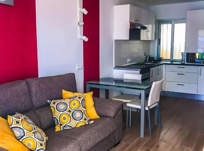 Modern Style Apartment With Quiet Surroundings