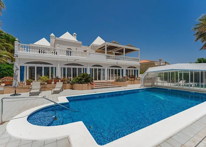 Gorgeous Golf Villa