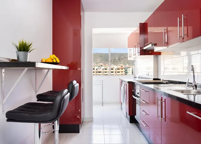 Black And White Apartment Free Wifi