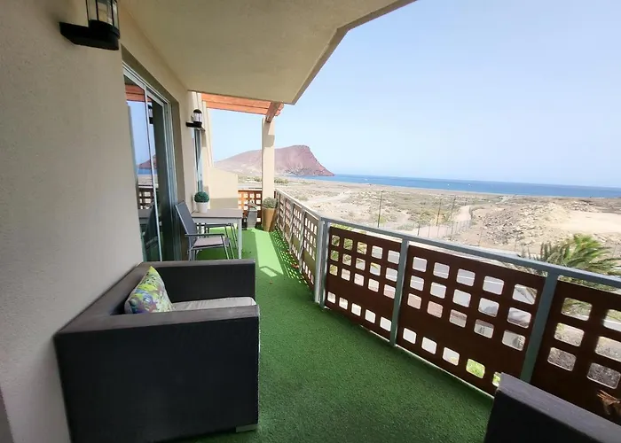 Montana Roja Playa Tejita View Adosado