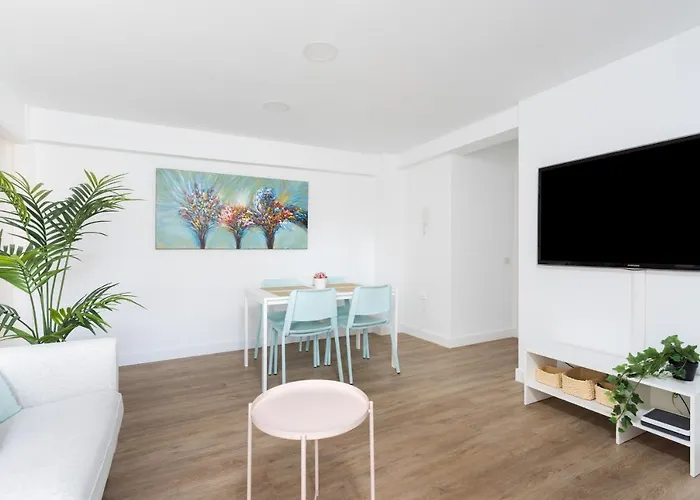 Home2Book Charming Center Apartment Santa Cruz