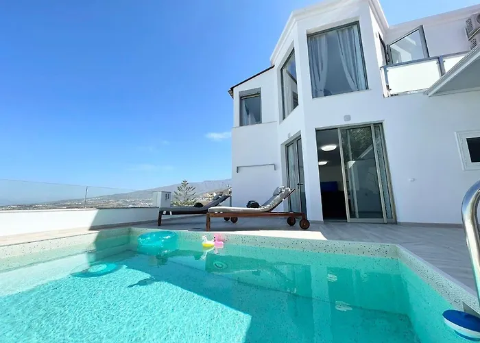 Ocean View 4 Bed Villa In Costa Adeje
