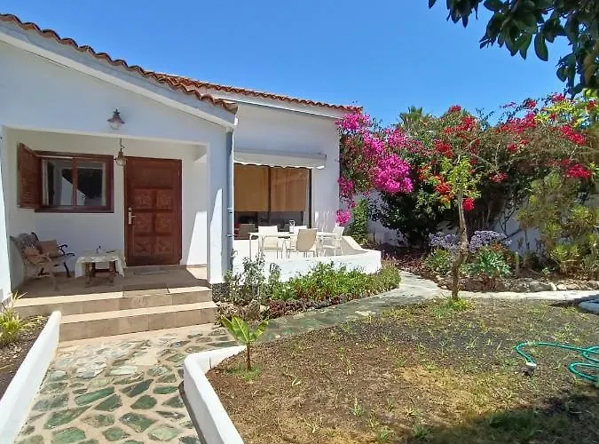 Schoene Wohnung In Puerto De La Cruz Mit Garten.