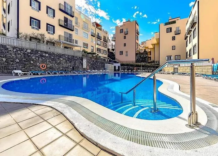 Desirable Rooftop Terrace , 2 Bedroom Apartment With Wifi In Costa Adeje