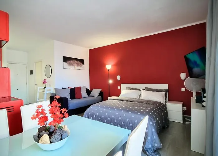Stunning Studio With A Sea View And Pool, Paraiso Del Sur 1309