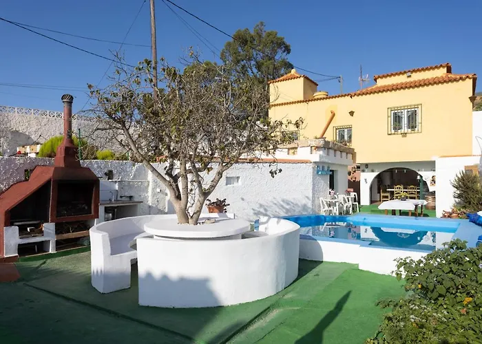 Mountain, Seaviews, And Pool Relax By Sunkeyrents