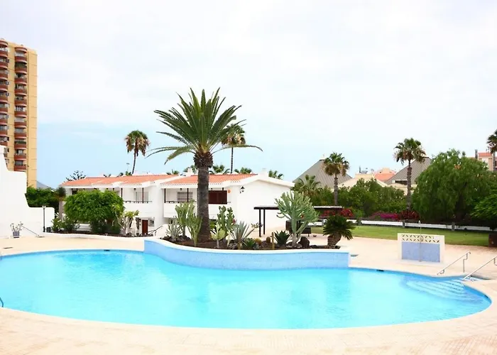 Fabulous Two Bedroom Apartment Near Las Vistas Beach In Los Cristianos