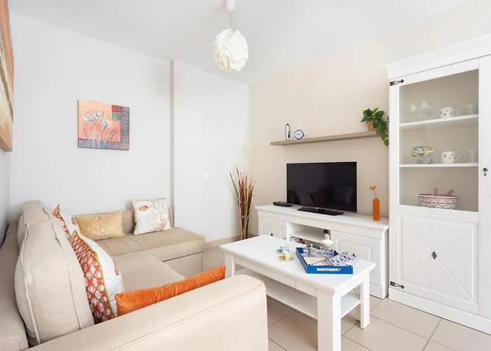 Home2Book Charming Sea Breeze Medano Home