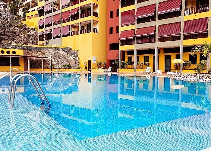 Lovely 1-Bedroom Apartment Whit Pool