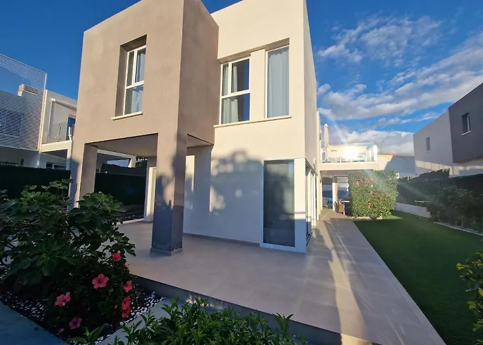 Villa Paraiso-Luxury Villa With Heated Pool