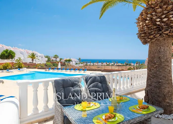 Seaviews 2X Bedroom Apartment In Sand Club Complex Sc141