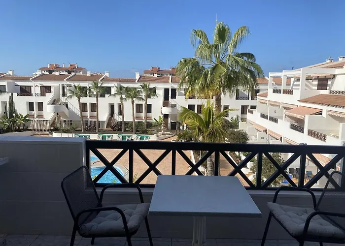 Apartment 8A1 Victoria Court 1