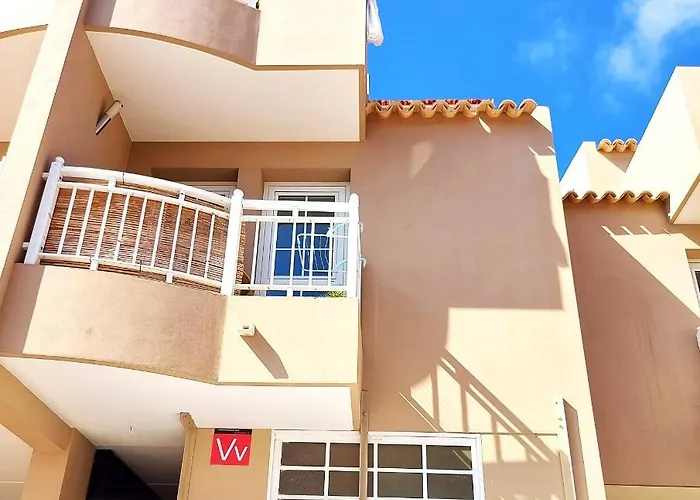 Cheap Studio, Wifi Free Adeje House
