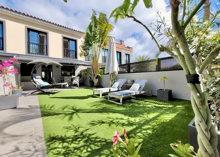 Cypress\' Home - La Quinta -
