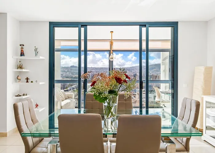 Luxury Flat In Skyscraper