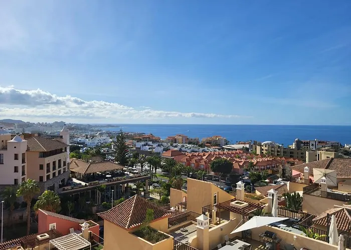 33 Pleasures Del Duque Apartment