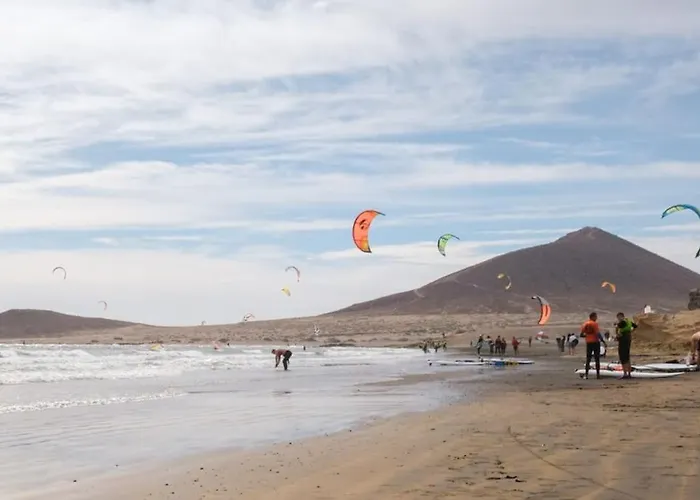 Mar Y Sol En El Medano, Tenerife Sur