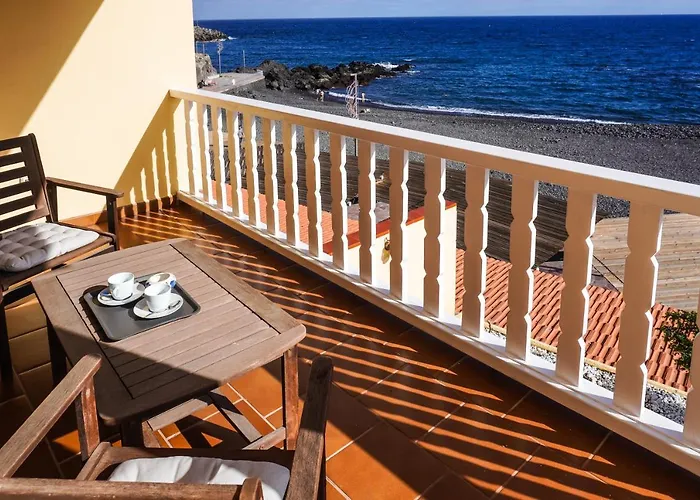 Sky & Sea, The House By The Beach