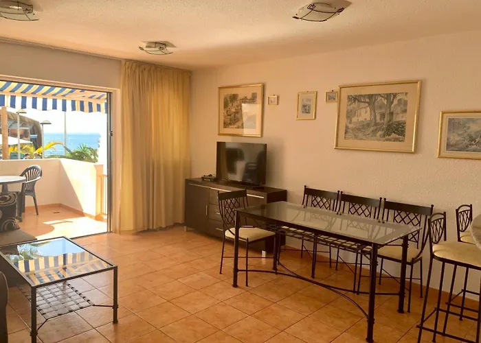 2 Bedroom Townhouse In Puerto Colon