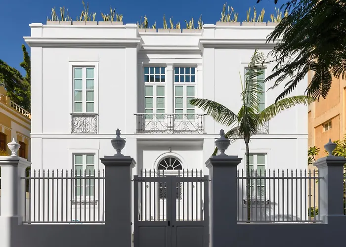 The Park Suites By Ires Lar