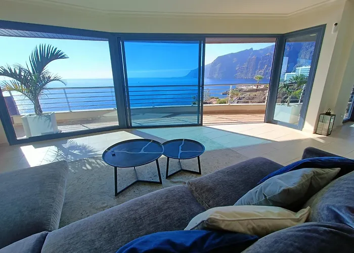 Luxury Los Gigantes Apartment