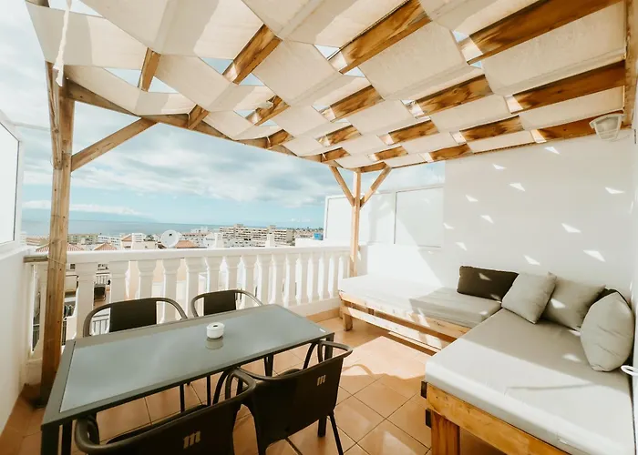 Spacious 2 Bedroom Golden Apartment By Aqua Vista Tenerife