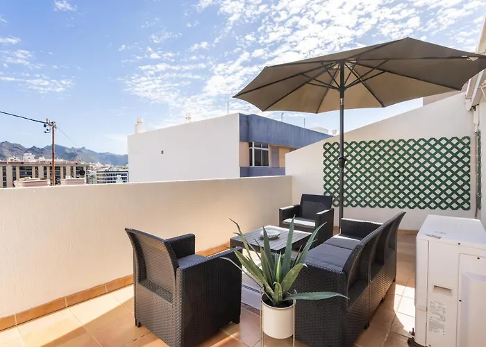 Home2Book Bereber Apt Santa Cruz Center, Terrace