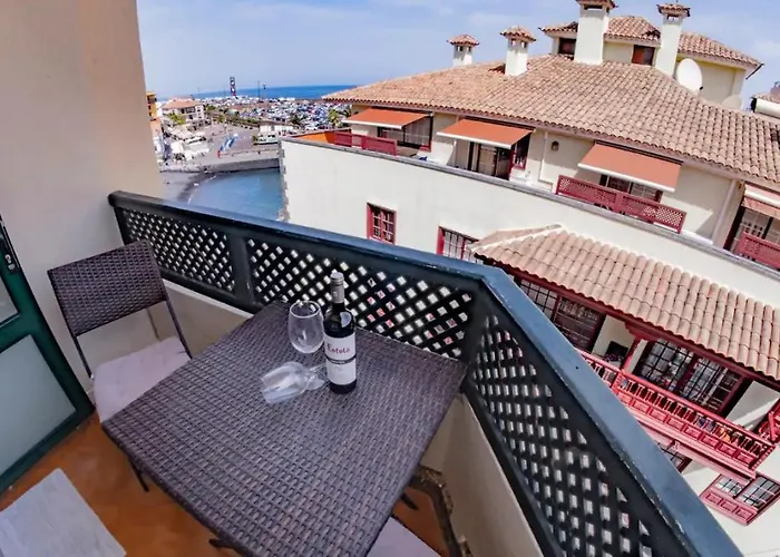 Centrico Apartamento Con Vista Al Muelle