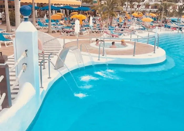 Wonderland With The Best Swimming Pool In Park S III
