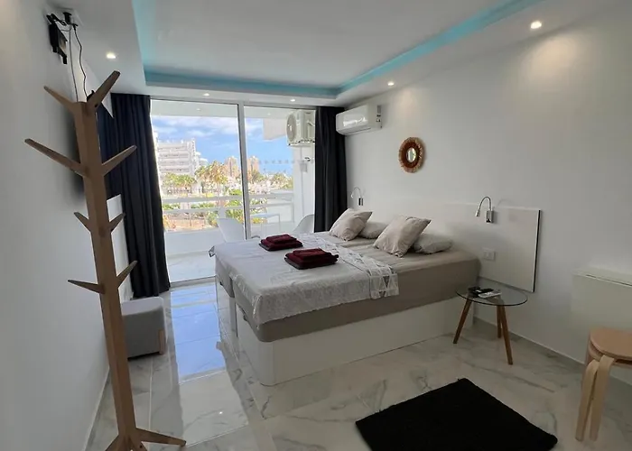 Tenerife Sea View Sun Beach Apartment 222