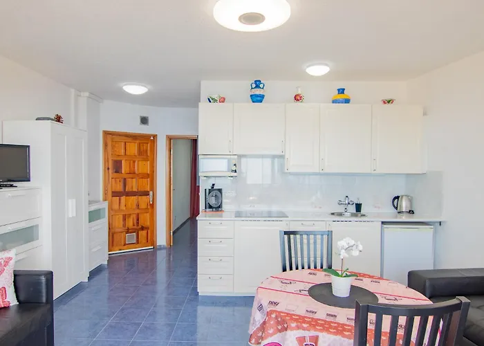 Ocean Breeze Apt By Dream Homes Tenerife