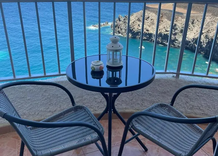 Relax Monis Incredible Ocean Views