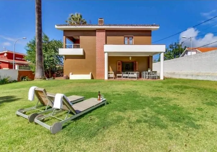 Villa Maruja