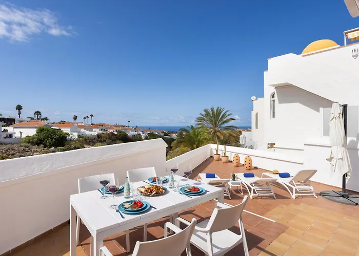 Oasis 21 By Smart Holiday