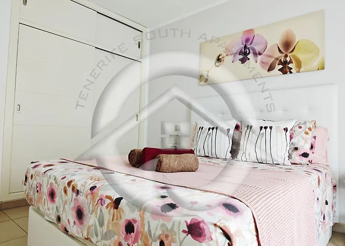 Janias Alcala Apartment