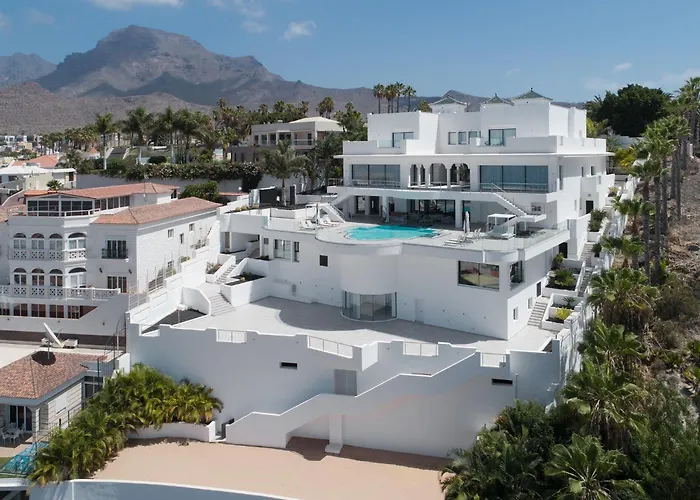 Karat Villa Presidencial