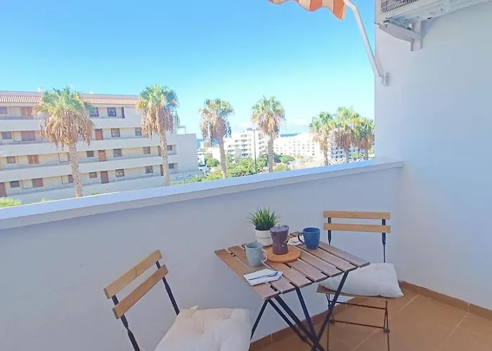 Cozy Apartment In Los Cristianos