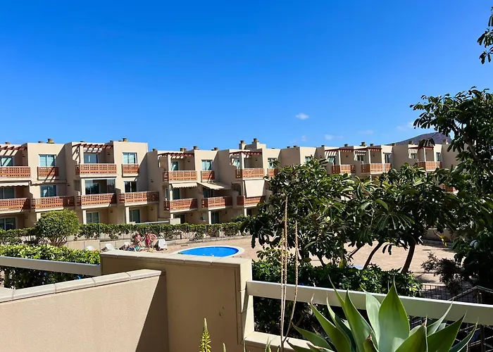 2-Bedroom Apartment With Terrace Vistaroja