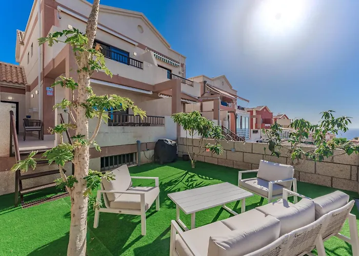 Exclusive New Townhouse In Playa Paraiso